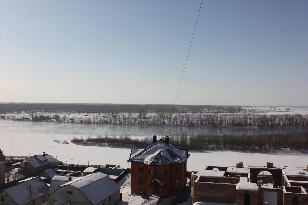 Элитная Квартира На Набережной Реки Иртыш Pavlodar Buitenkant foto